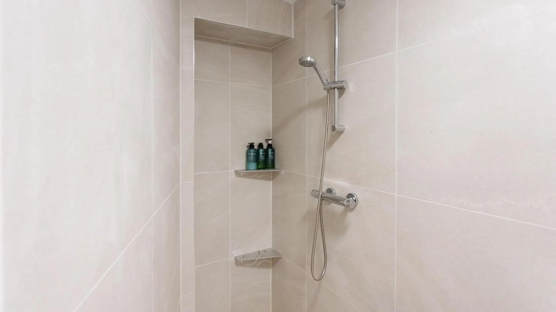 Brand New Boutique Apartment 2 Belfast 0*,